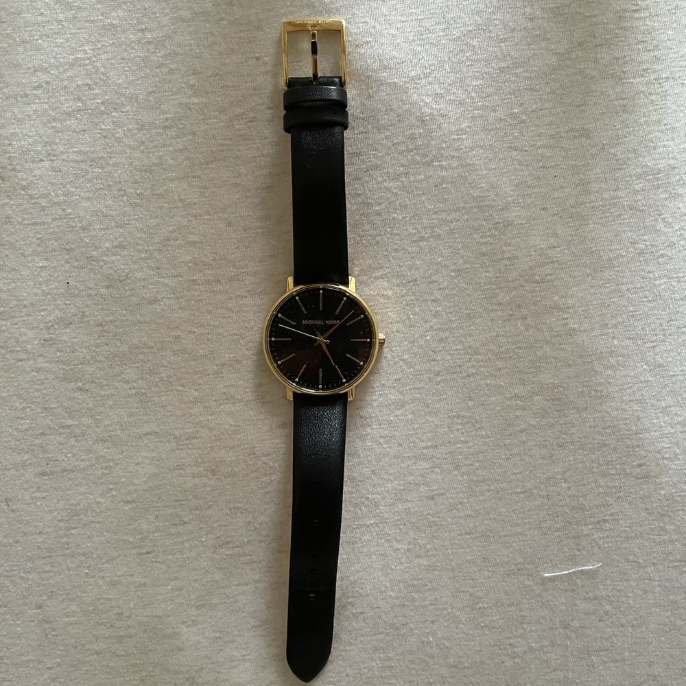 BNNW Michael Kors women's black/gold watch